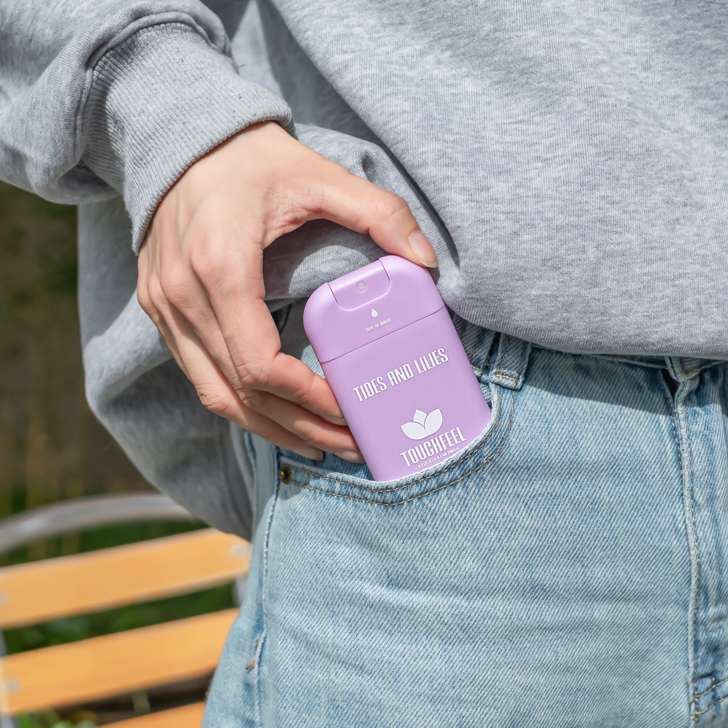 Pocket size hand sanitizer power mist, hydrating and alcohol-based